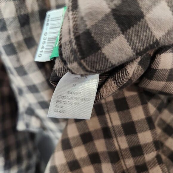 LRG Woven Men's Gingham Check‎ Button Down in Black and Tan - Size Medium - Picture 6 of 7